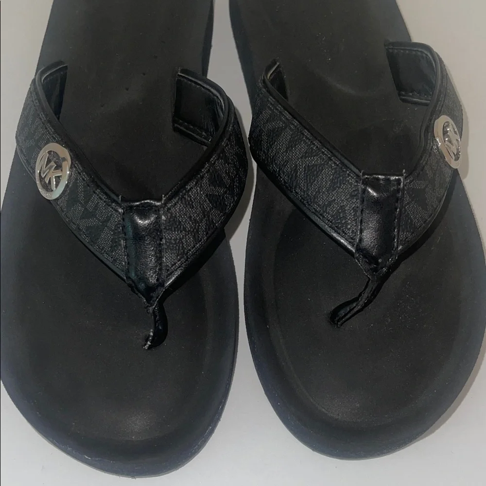 MICHAEL Michael Kors Black Sandals - Picture 6 of 12